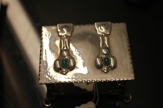 An Edwardian Art Nouveau silver and green cabochon set rectangular casket by William Hutton & Sons, gross 10.5 oz.